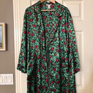 VANITY FAIR Vintage Red Green Rose Floral Satin Robe Size L / XL Full Length